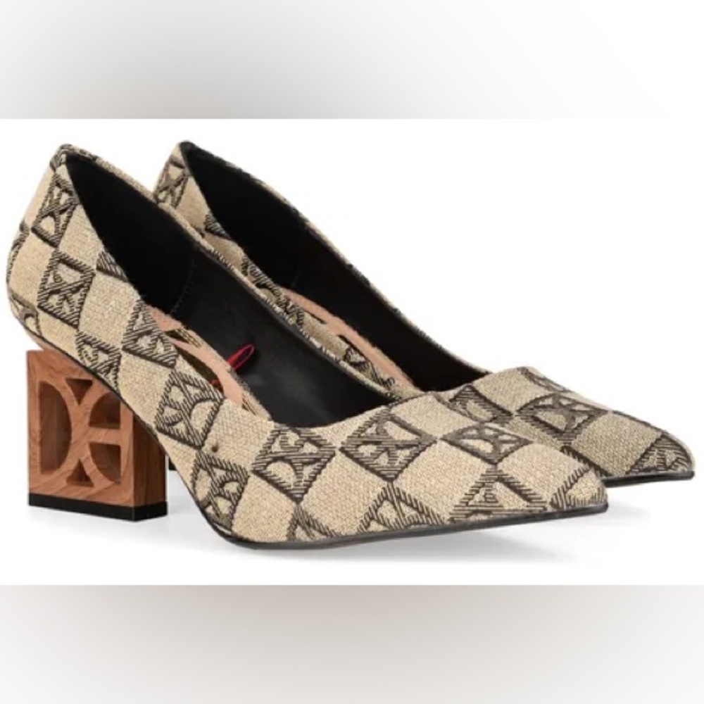 Chic Beige and Black Patterned Heels